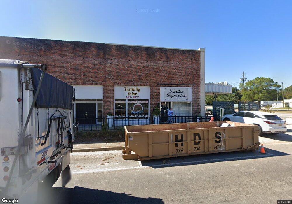 104 S Eufaula Ave, Eufaula, AL 36027 - photo 1