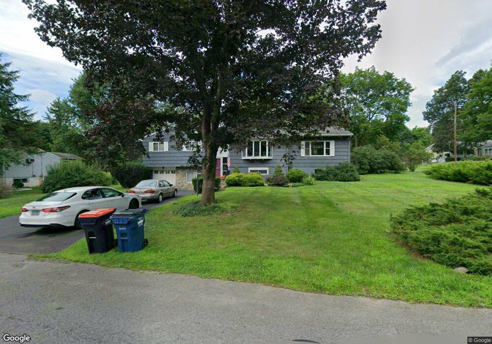 57 Overlook Dr, Rhinebeck, NY 12572 - photo 1