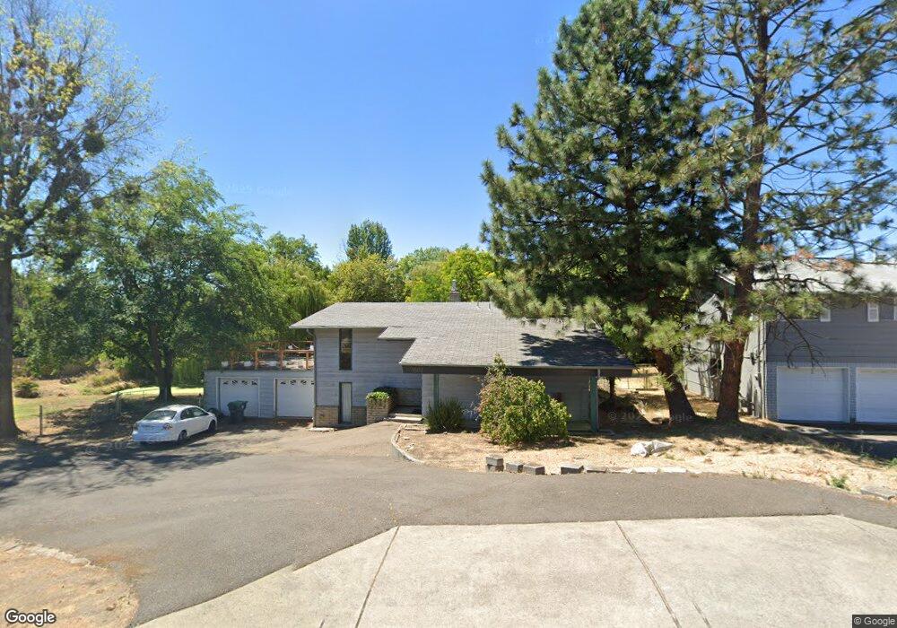 1601 Brookdale Ave, Medford, OR 97504 - photo 1