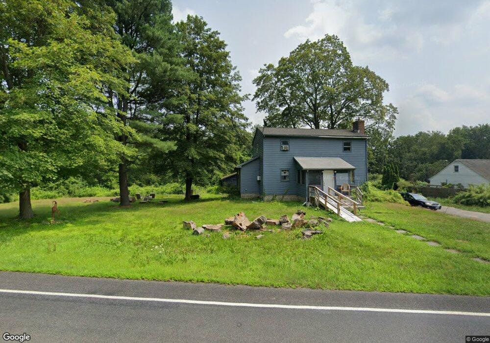 213 Sugar St, Newtown, CT 06470 - photo 1