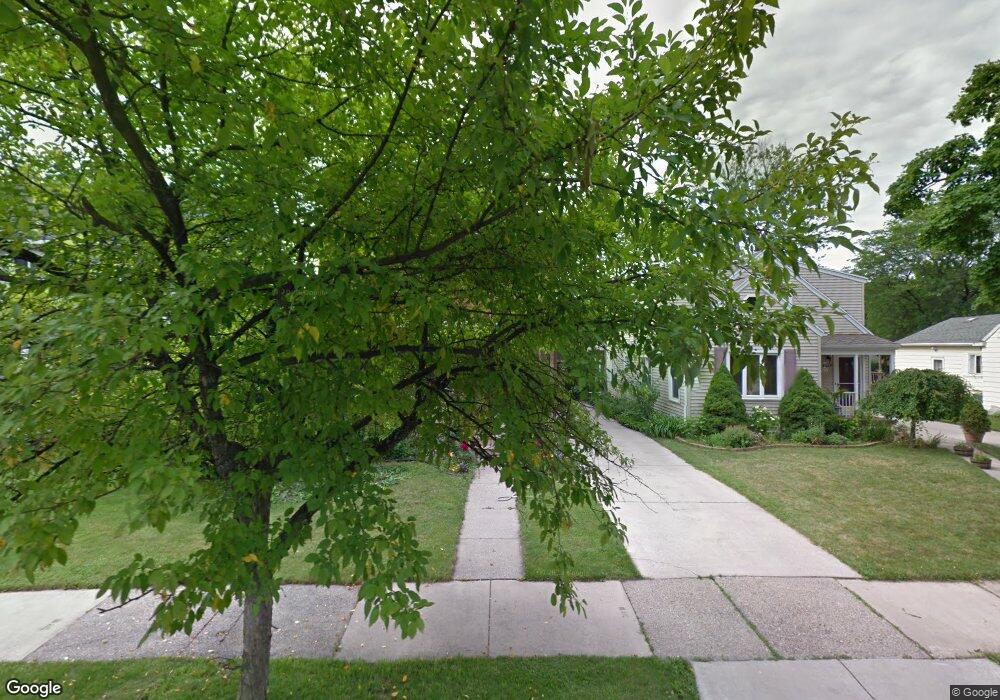 1617 S Genesee Dr, Lansing, MI 48915 - photo 1