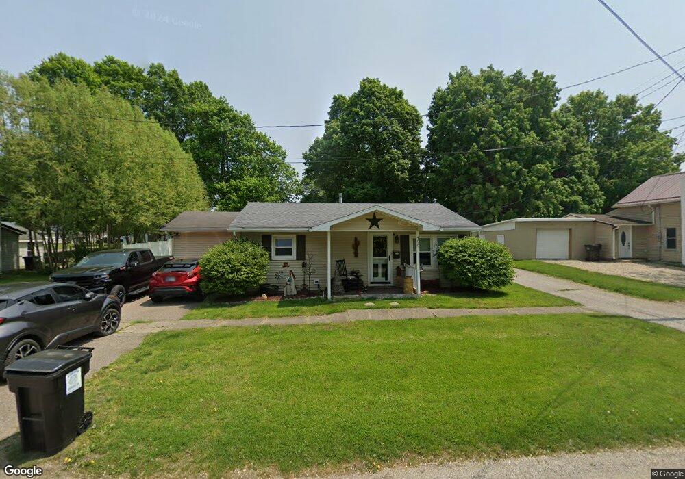 406 Sycamore St, Lagrange, IN 46761 - photo 1