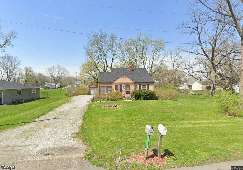 1915 Whittier Ave, Anderson, IN 46011 - photo 1