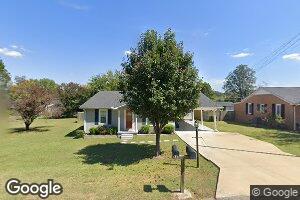 609 S High St, Waynesboro, TN 38485