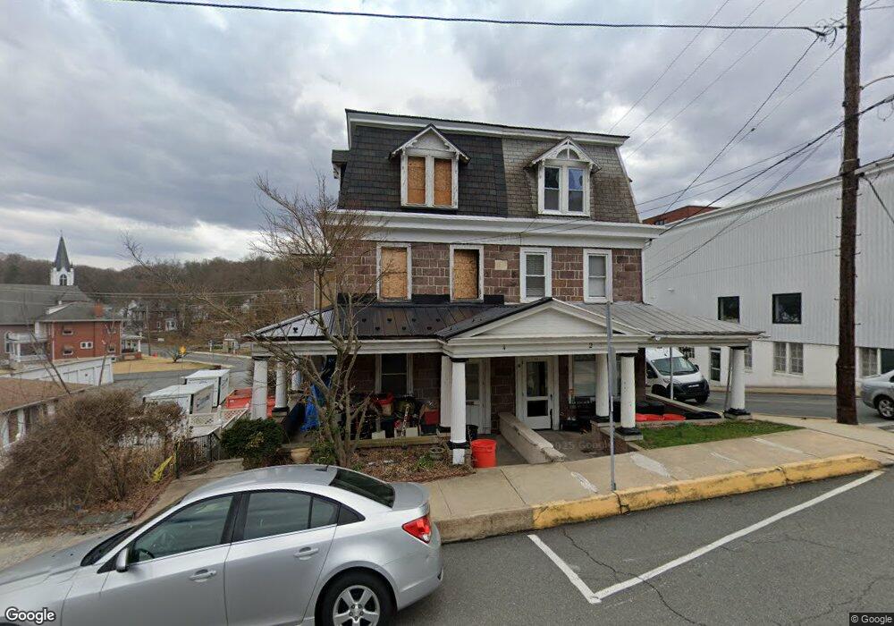 4 E Wyomissing Ave, Mohnton, PA 19540 - photo 1