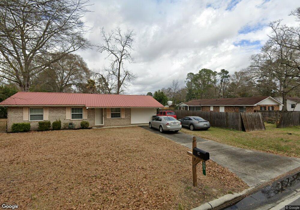 403 W Smith St, Claxton, GA 30417 - photo 1