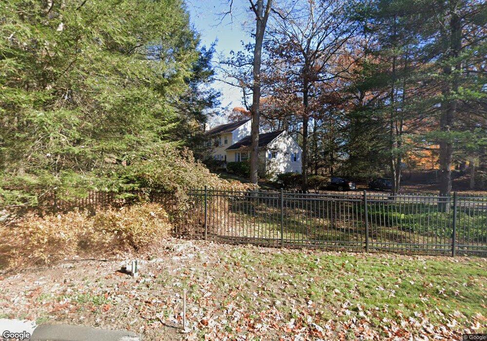 5 Hop Brook Rd, Brookfield, CT 06804 - photo 1