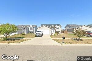952 38 1 2 Ave W, West Fargo, ND 58078