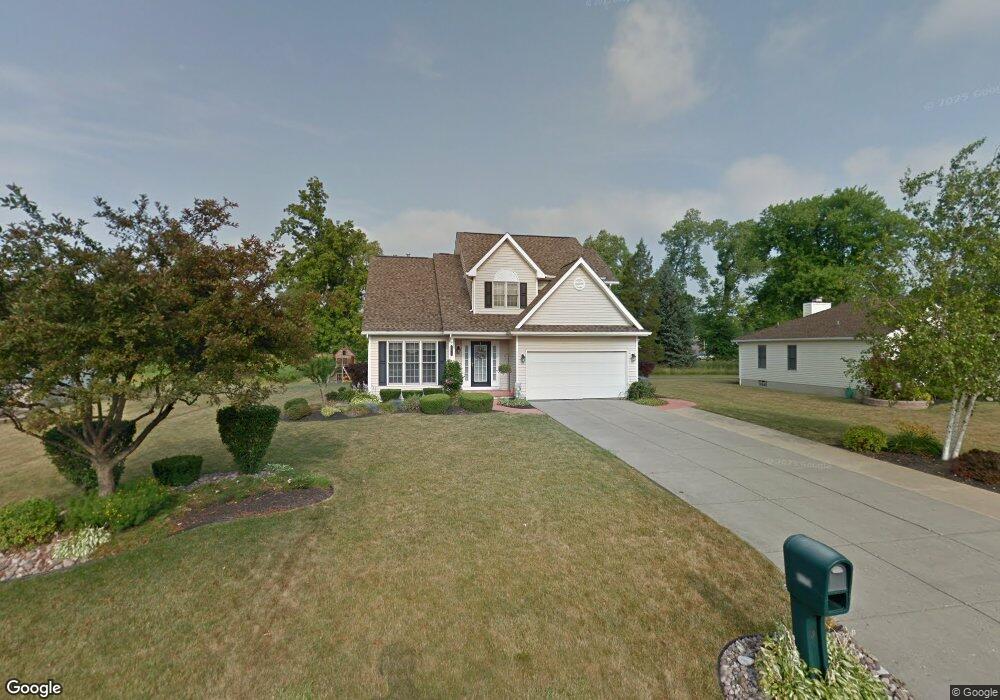 7172 Lenmart Dr, North Tonawanda, NY 14120 - photo 1