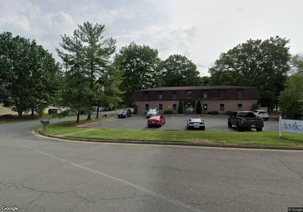 6593 Commerce Ct unit 200, Warrenton, VA 20187 - photo 1