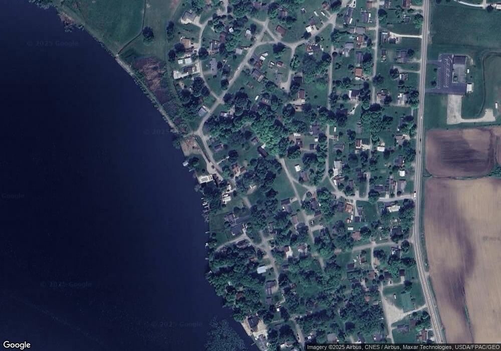 445 Lake Shore Blvd, Thornville, OH 43076 - photo 1