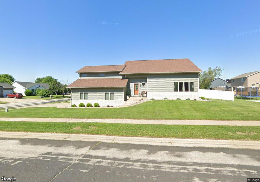 702 S Cherry Ln, Holmen, WI 54636 - photo 1