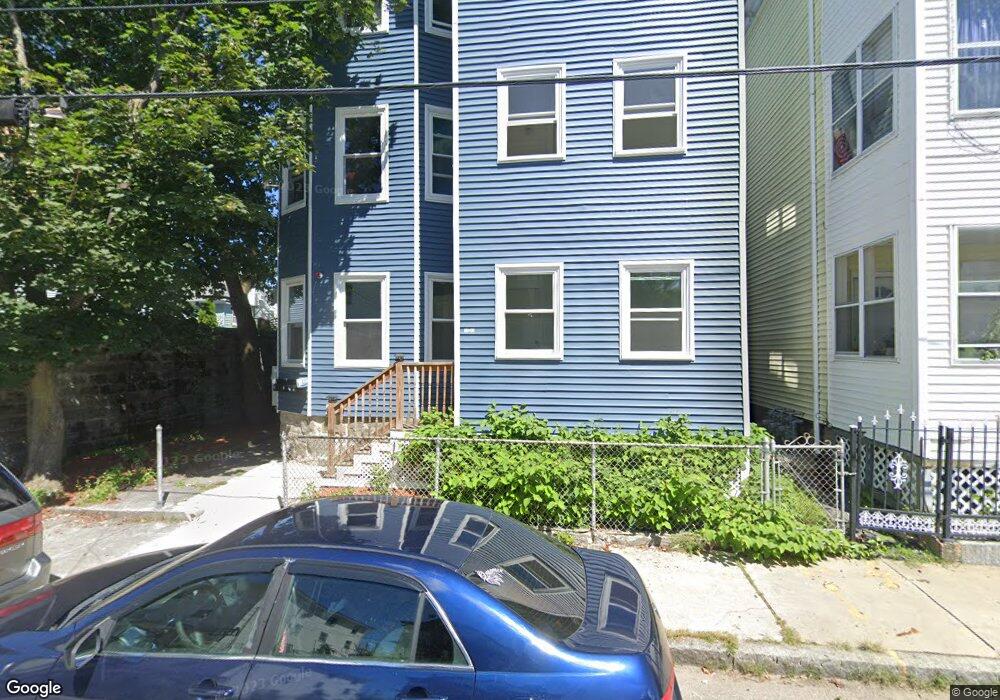 81-83 Bromfield St unit 3, Lawrence, MA 01841 - photo 1