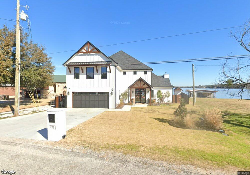 4711 E Holiday Estates Ct, Granbury, TX 76049 - photo 1