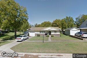 208 W Cherokee St, Sedan, KS 67361