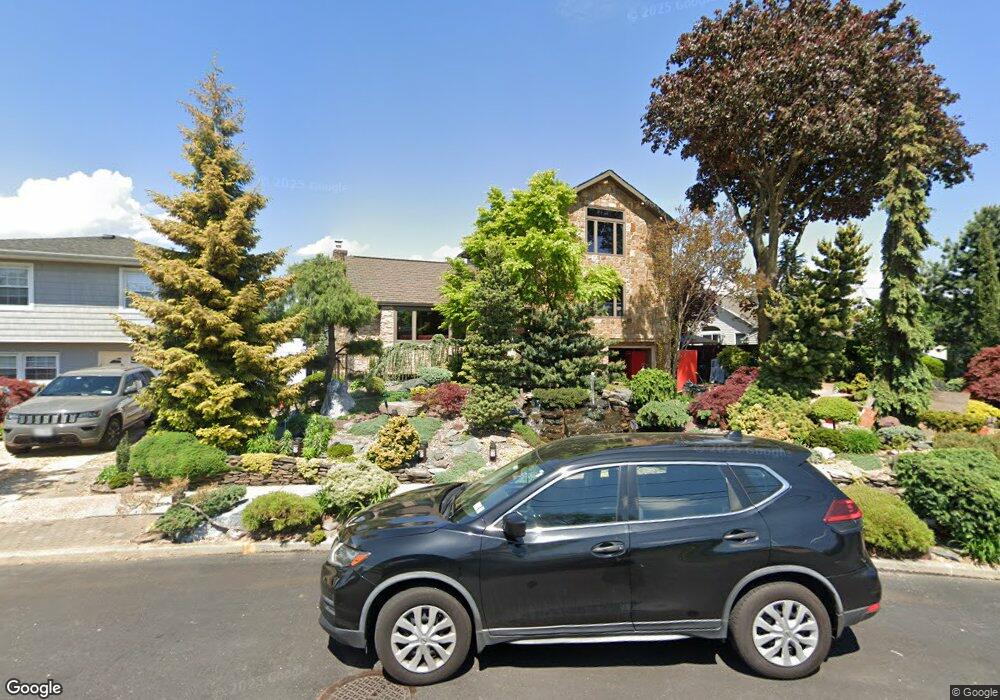 1012 Maple Dr, Franklin Square, NY 11010 - photo 1