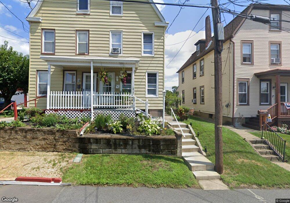 987 Mill St, Phillipsburg, NJ 08865 - photo 1