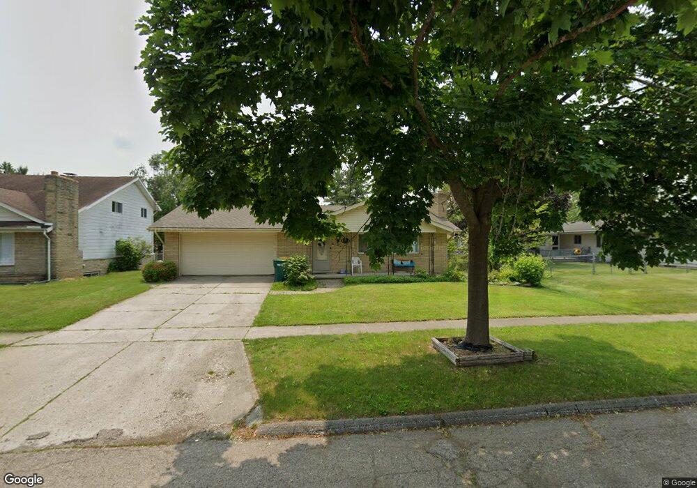 1014 Clearview Dr, Flushing, MI 48433 - photo 1