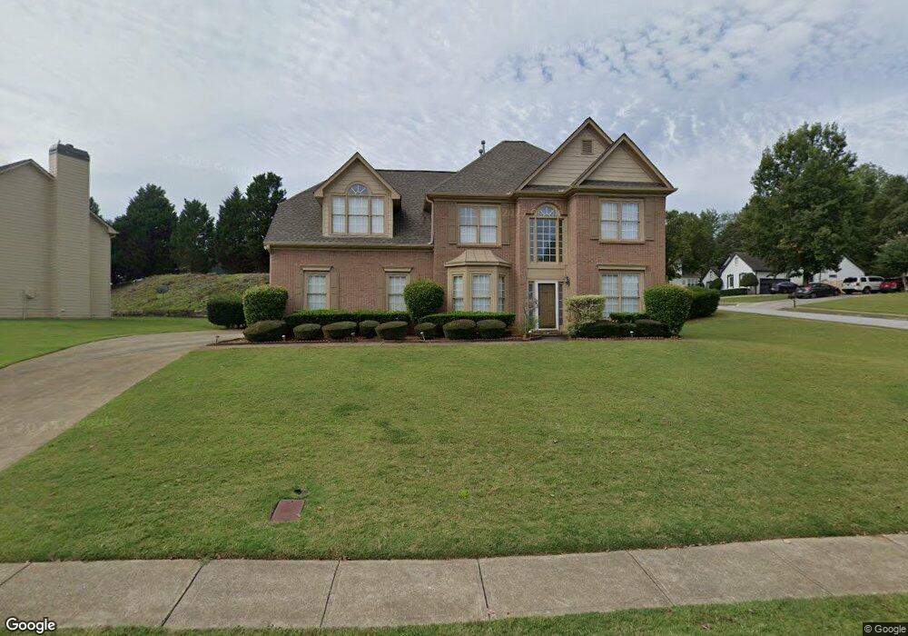 5540 Azalea Crest Ln, Sugar Hill, GA 30518 - photo 1