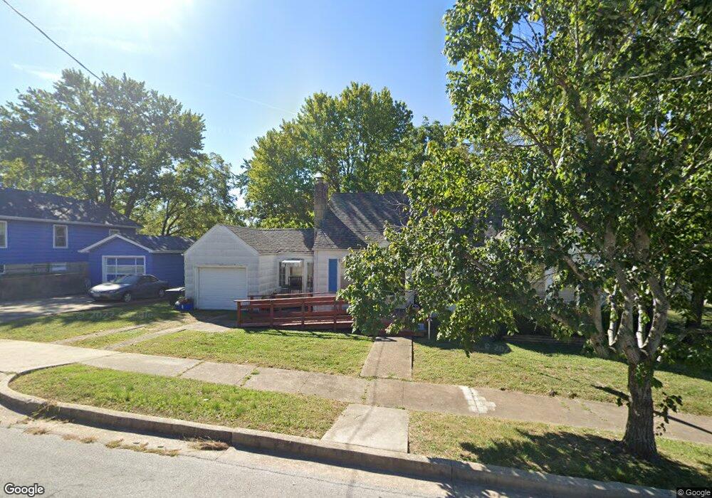 704 E 11th St, Rolla, MO 65401 - photo 1