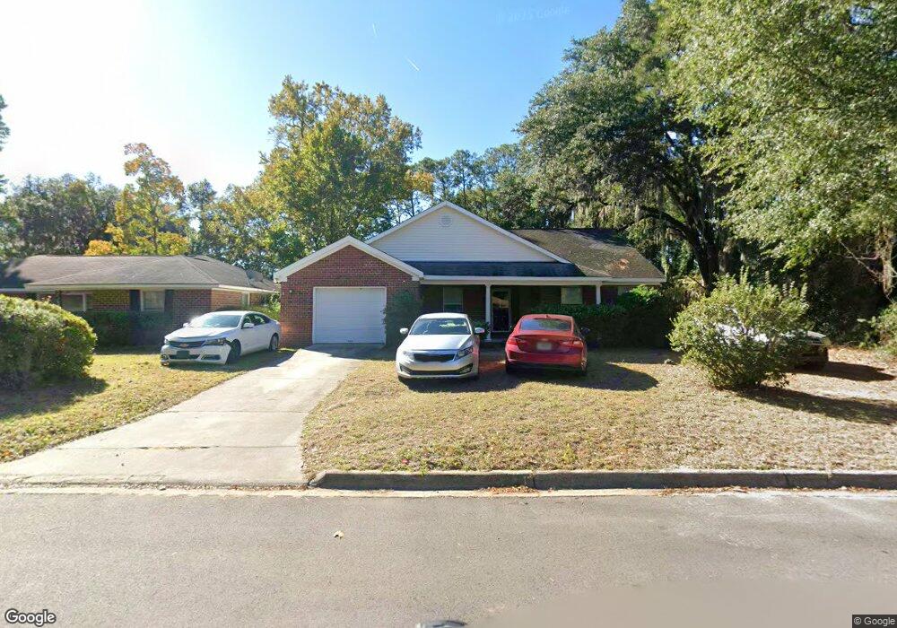 1913 E 63rd St, Savannah, GA 31404 - photo 1