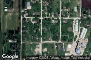 207 S Main St, Long Point, IL 61333