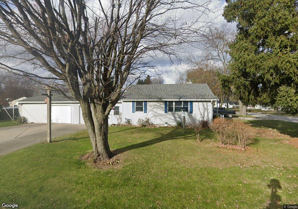 2215 Riverview St, Port Huron, MI 48060 - photo 1