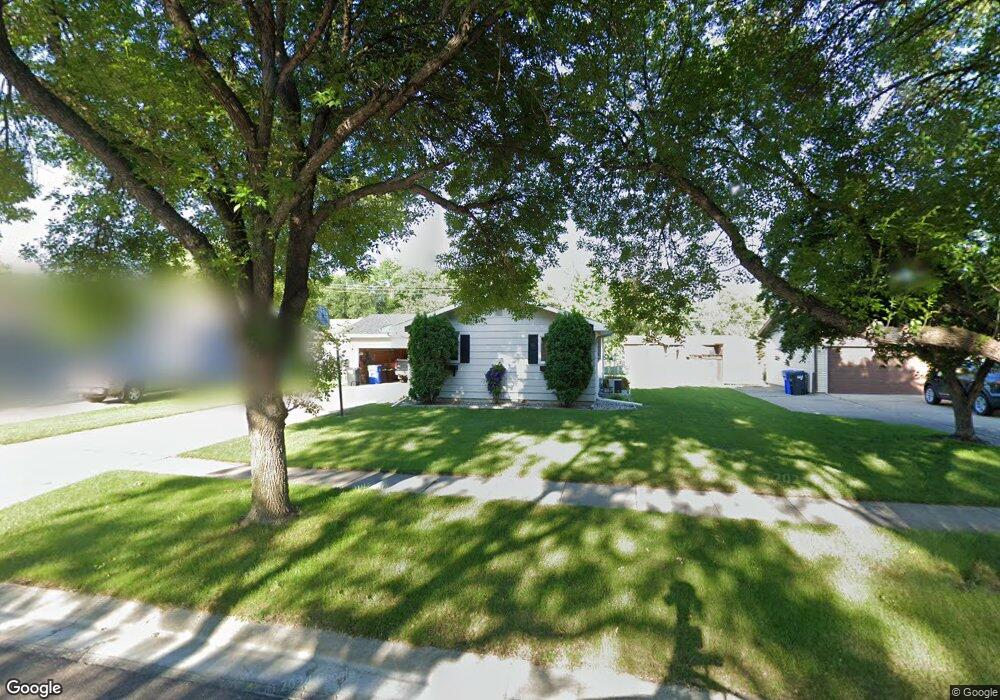 1918 18th St S, Fargo, ND 58103 - photo 1