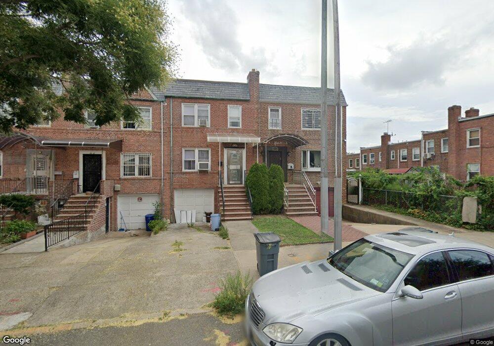 6937 174th St, Fresh Meadows, NY 11365 - photo 1