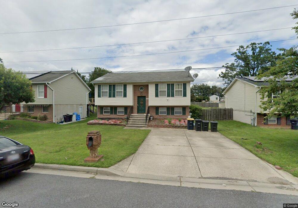 8620 Chestnut Ridge Dr, Laurel, MD 20707 - photo 1