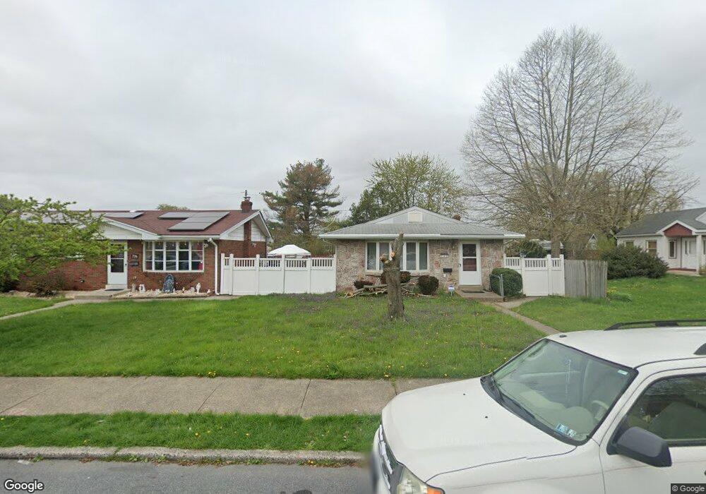 730 N Oswego St, Allentown, PA 18109 - photo 1