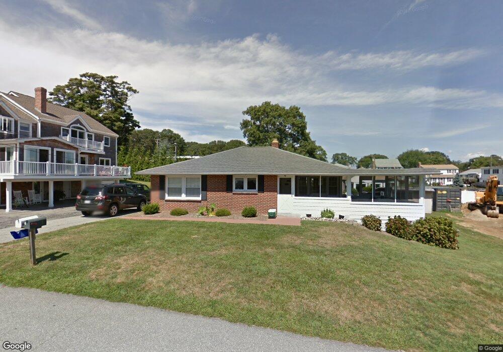 4 Rockwell St, Niantic, CT 06357 - photo 1