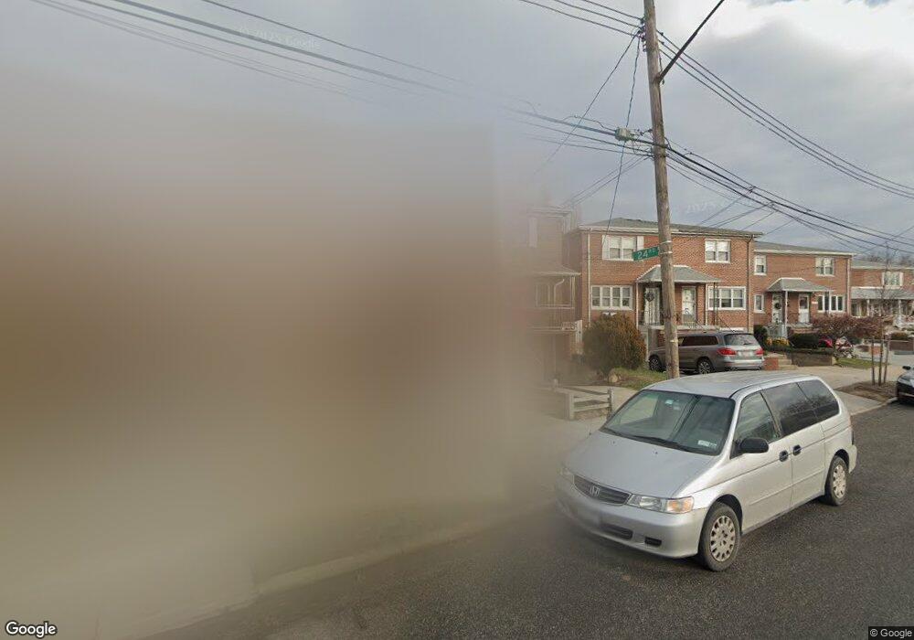 14937 Willets Point Blvd, Whitestone, NY 11357 - photo 1