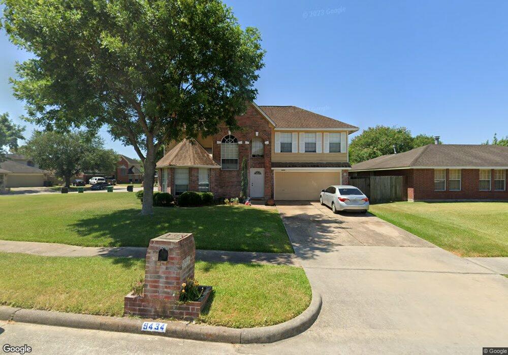 9434 Lettie Ave, Houston, TX 77075 - photo 1