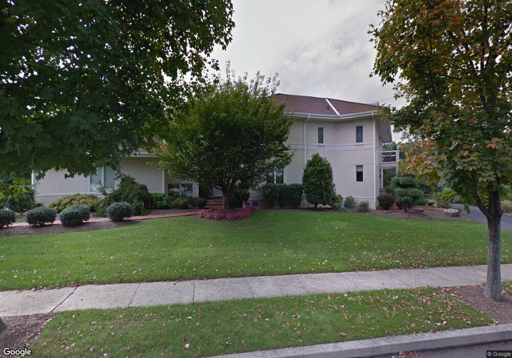 304 Greenbriar Rd, Reading, PA 19610 - photo 1