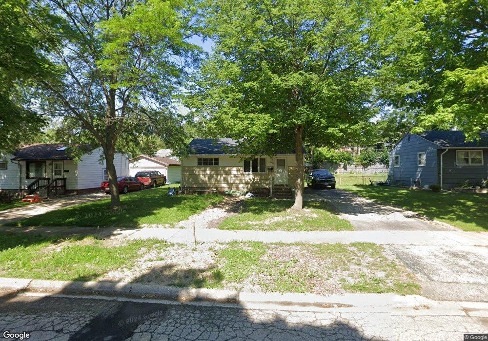 1908 Chippewa Rd, Waukegan, IL 60087 - photo 1