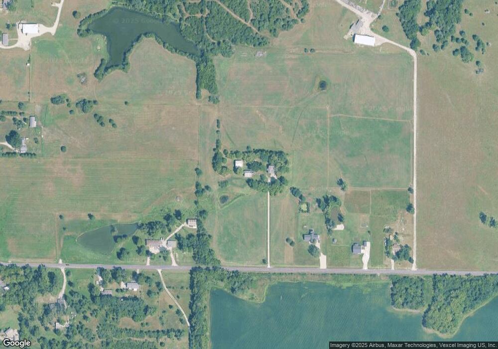 8126 SW 53rd St, Topeka, KS 66610 - photo 1