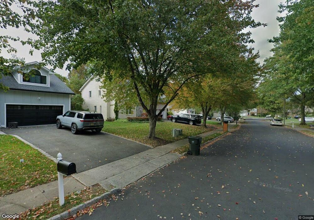 8 Pitching Way, Scotch Plains, NJ 07076 - photo 1