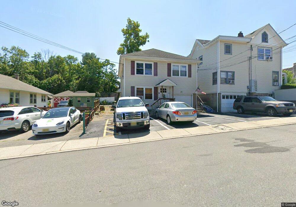 19 Hasbrouck Ave unit Top Left, Butler, NJ 07405 - photo 1