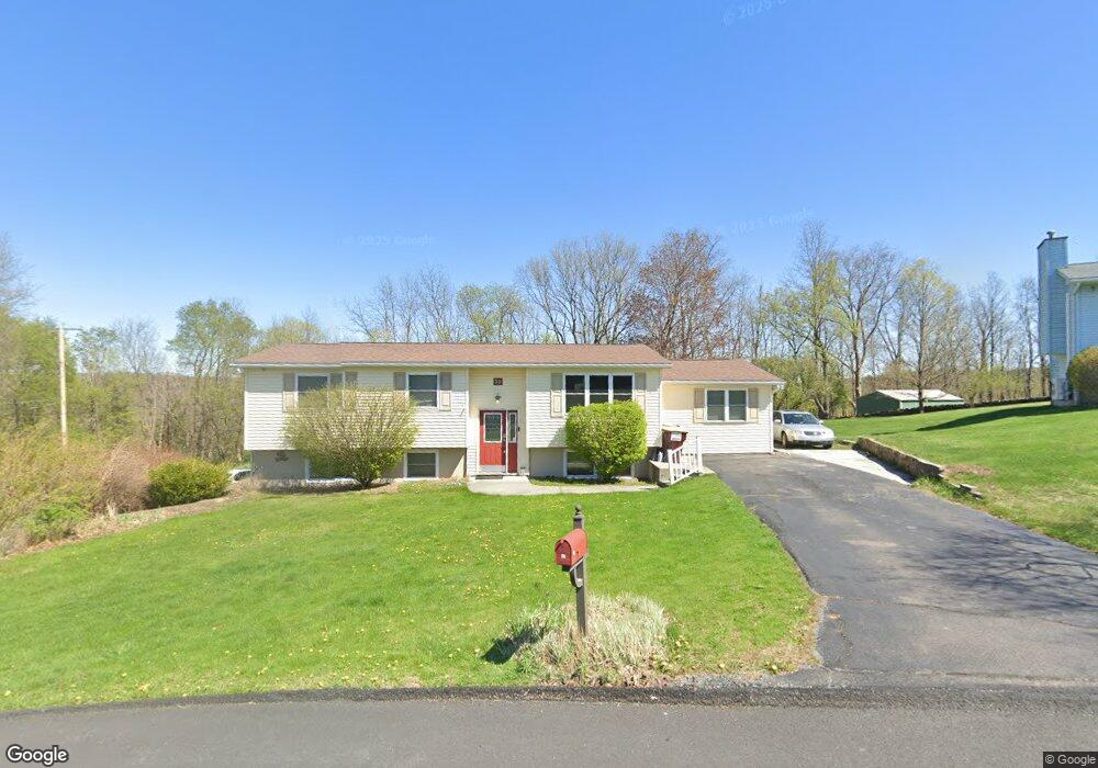 33 Beechwood Dr, Honesdale, PA 18431 - photo 1