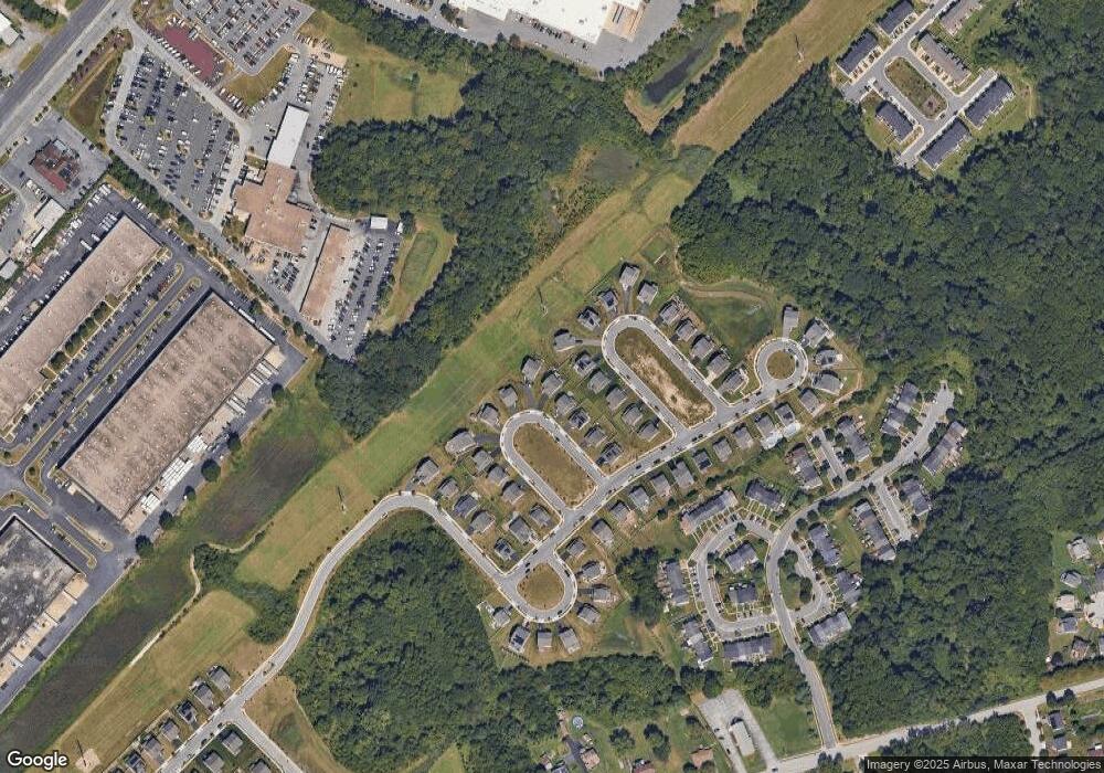 916 Oakfields Ct, Baltimore, MD 21220 - photo 1