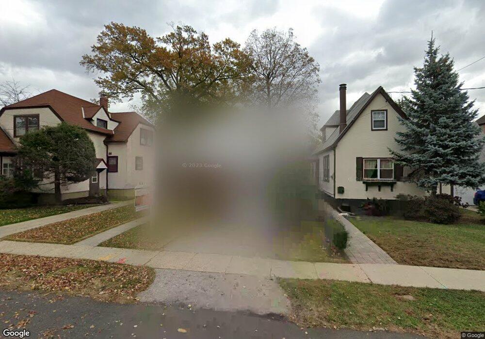 32-15 165th St, Flushing, NY 11358 - photo 1