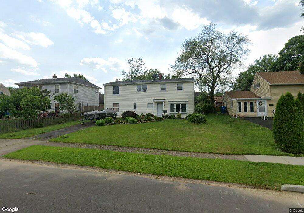 47 Red Maple Ln, Levittown, PA 19055 - photo 1