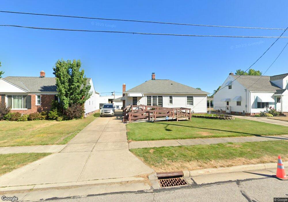 28835 Alton Rd, Wickliffe, OH 44092 - photo 1