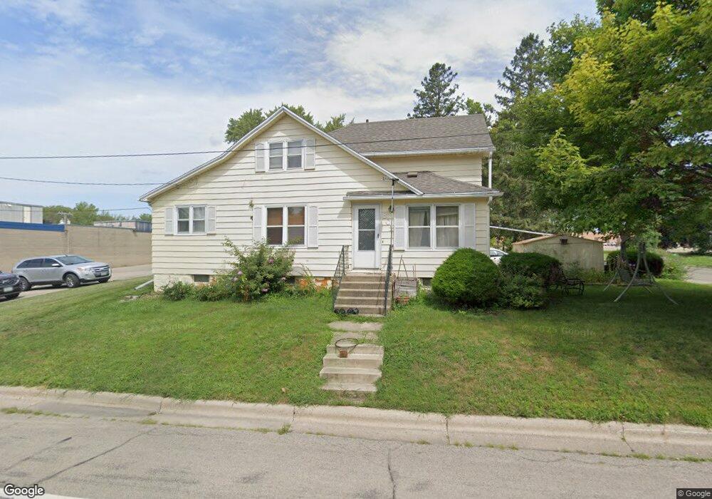 802 W Front St, Albert Lea, MN 56007 - photo 1