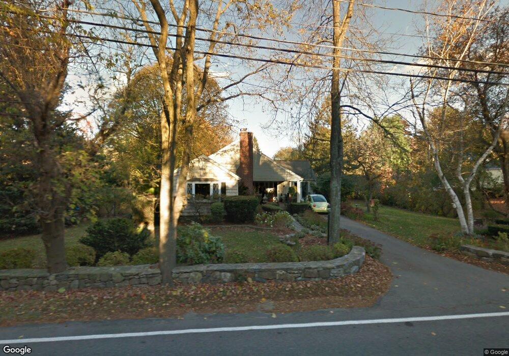 10 Winthrop St, Medway, MA 02053 - photo 1