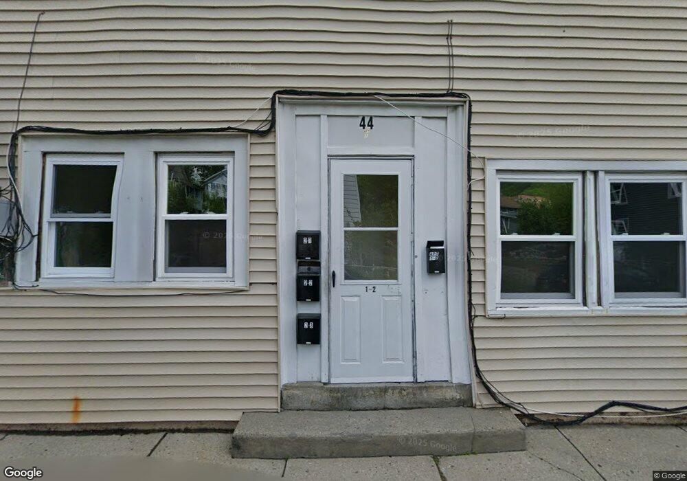 44 Center St unit 3, Highland Falls, NY 10928 - photo 1