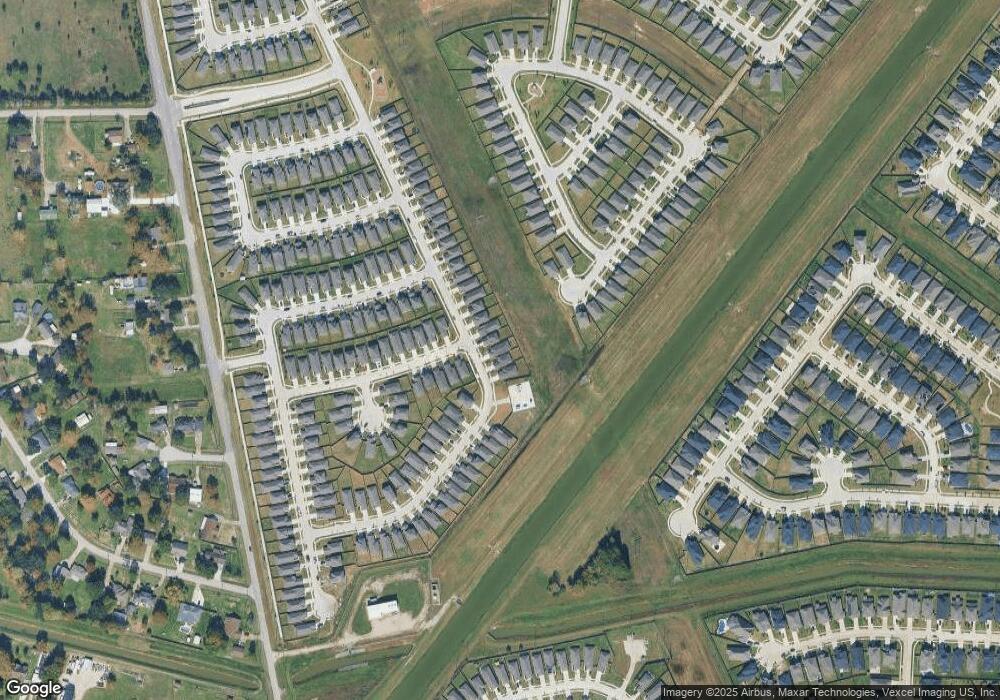 9026 Burnet Fields Dr, Baytown, TX 77521 - photo 1