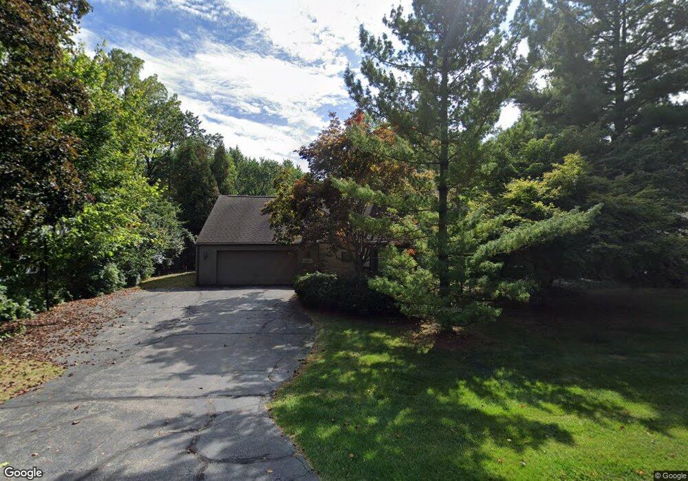 4139 Meadow Way, Bloomfield Hills, MI 48301 - photo 1