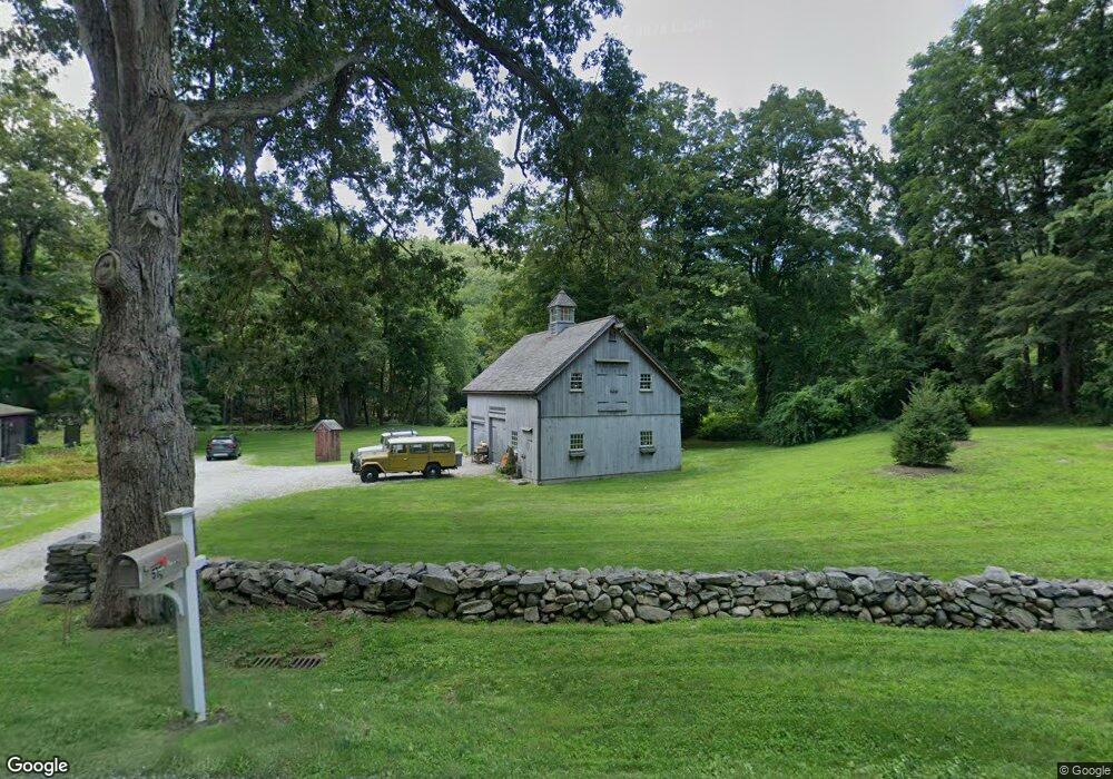 573 Redding Rd, Redding, CT 06896 - photo 1